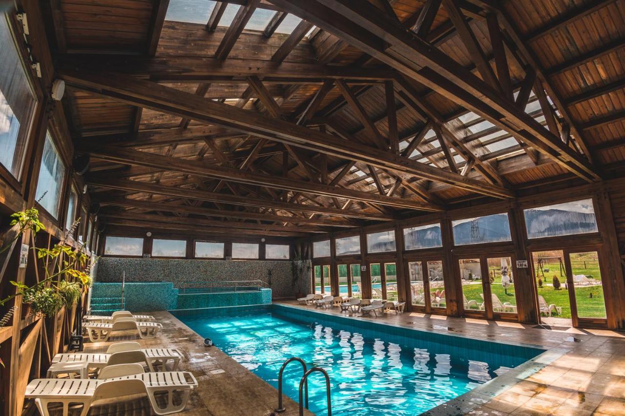 Thermal Hotel Seven Seasons Banea Exterior foto