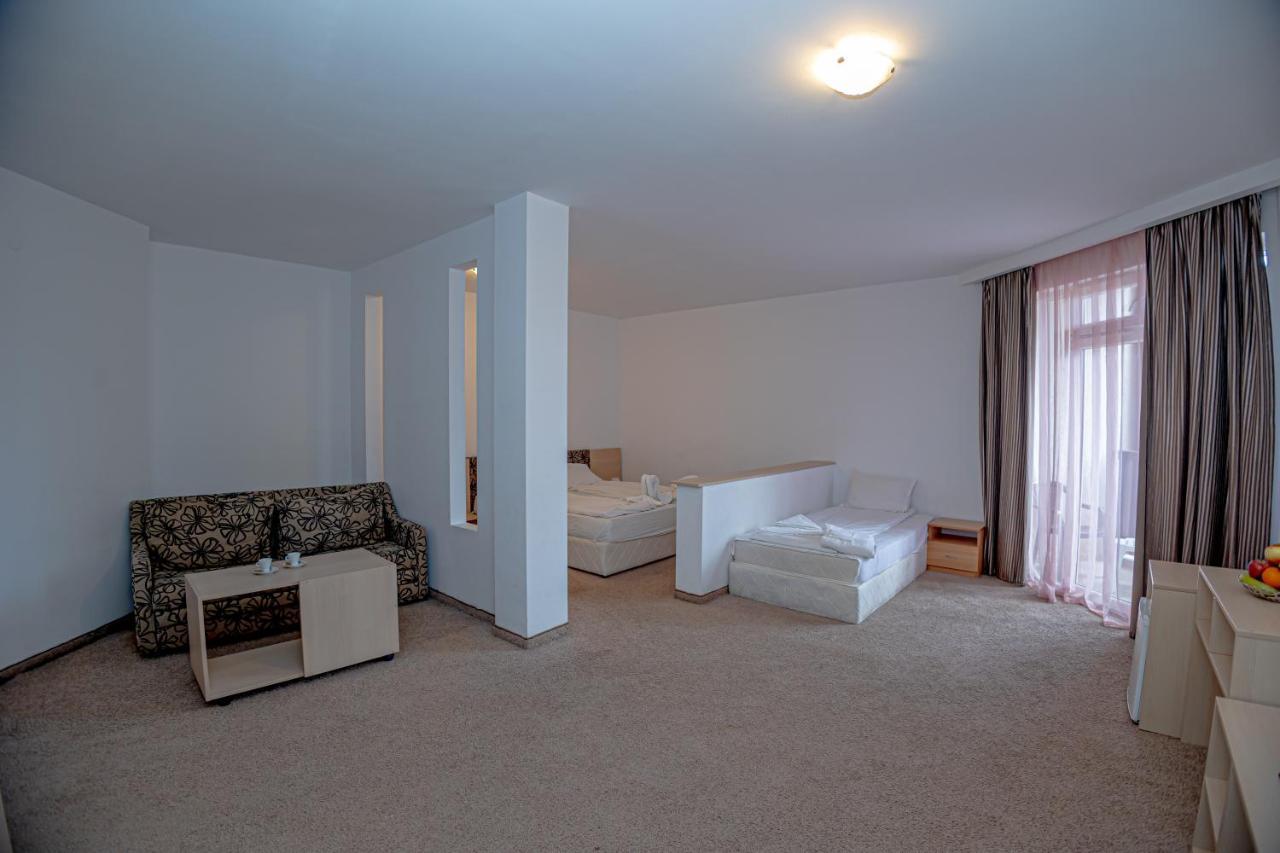 Thermal Hotel Seven Seasons Banea Exterior foto